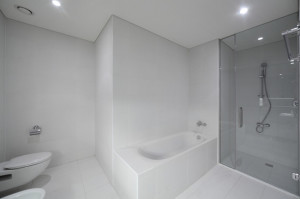 salle-de-bains-apres-degats-des-eaux